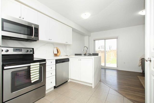 816 Cook Cres, House attached with 3 bedrooms, 3 bathrooms and 3 parking in Shelburne ON | Image 24