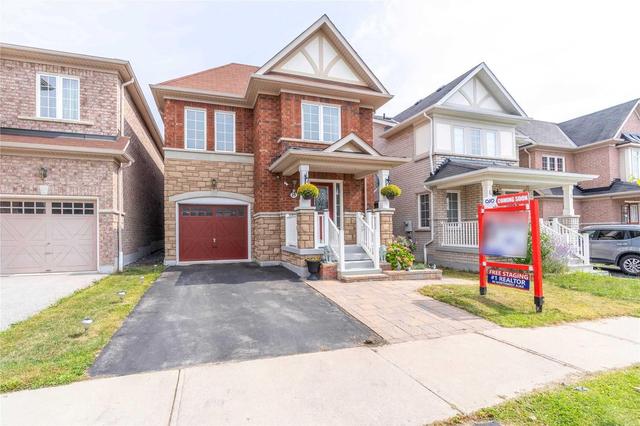 25 Feint Dr, House detached with 4 bedrooms, 3 bathrooms and 2 parking in Ajax ON | Image 2