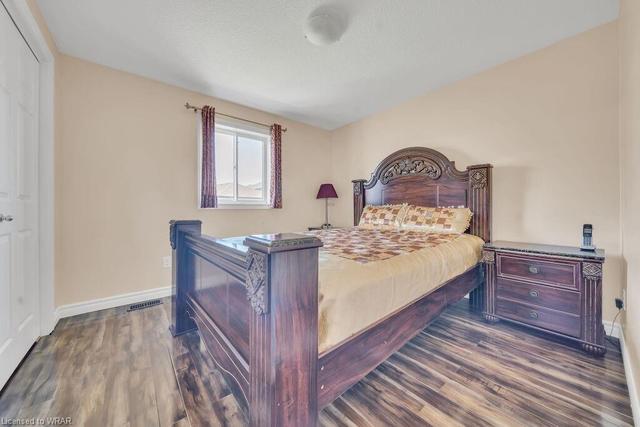 8 Saigon Street, House detached with 5 bedrooms, 2 bathrooms and 4 parking in Guelph ON | Image 9