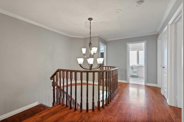16 Viewmount Cres, House detached with 4 bedrooms, 4 bathrooms and 7 parking in Brampton ON | Image 19