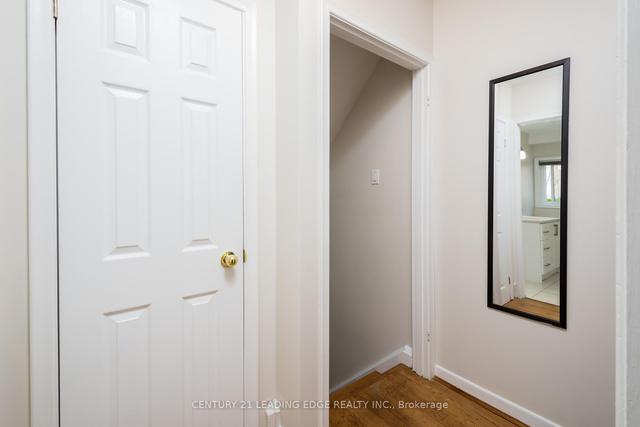 56 Niantic Cres, House semidetached with 4 bedrooms, 2 bathrooms and 7 parking in Toronto ON | Image 17