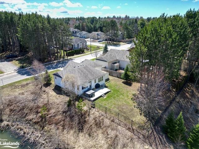 43 Clearbrook Trail, House detached with 3 bedrooms, 2 bathrooms and 6 parking in Bracebridge ON | Image 23