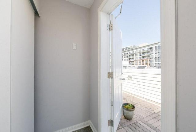 11A Crawford St, Townhouse with 3 bedrooms, 3 bathrooms and 1 parking in Toronto ON | Image 37