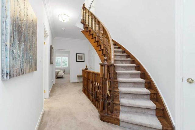 96 Pleasant Blvd, Townhouse with 3 bedrooms, 3 bathrooms and 2 parking in Toronto ON | Image 14