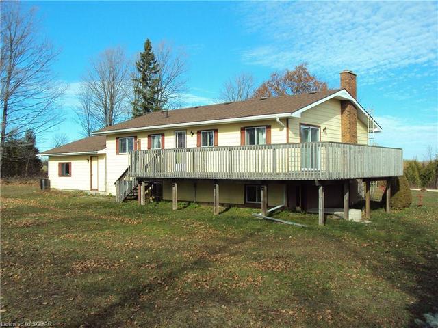 540275 80 Sideroad, House detached with 4 bedrooms, 2 bathrooms and 12 parking in Chatsworth ON | Image 1