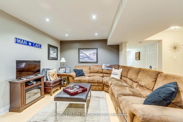 59 Lawren Harris Cres, House detached with 4 bedrooms, 4 bathrooms and 6 parking in Caledon ON | Image 25