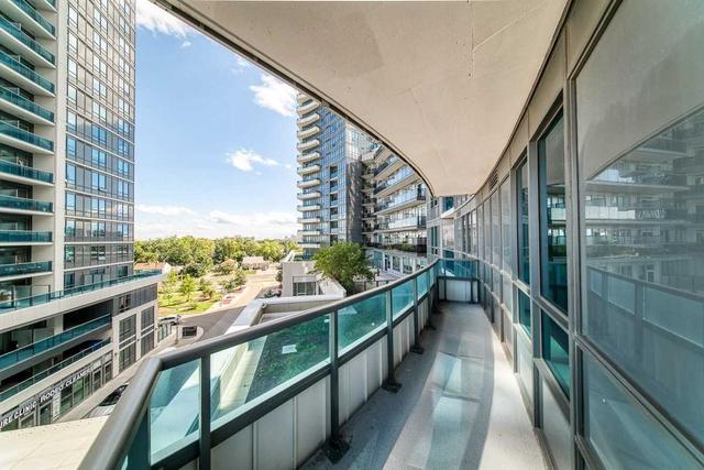 401 - 7171 Yonge St, Condo with 2 bedrooms, 2 bathrooms and 1 parking in Markham ON | Image 5