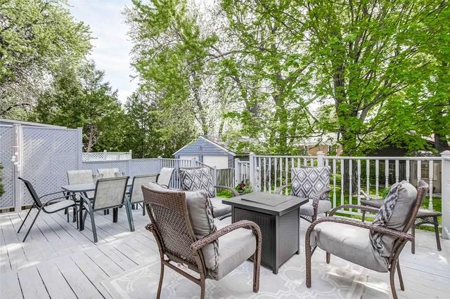 71 Miramar Cres, House detached with 2 bedrooms, 2 bathrooms and 4 parking in Toronto ON | Image 29