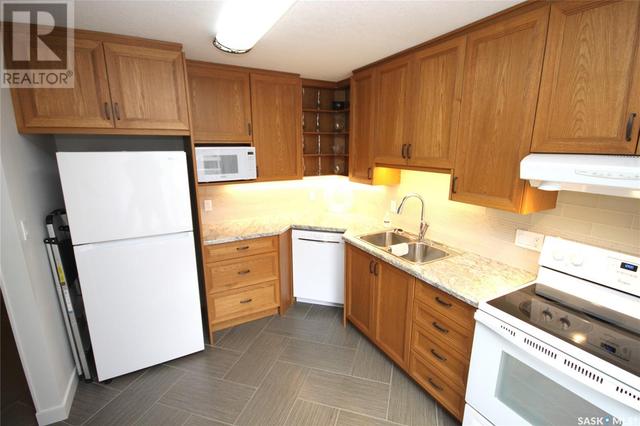 304 - 2275 Mcintyre Street, Condo with 2 bedrooms, 2 bathrooms and null parking in Regina SK | Image 2
