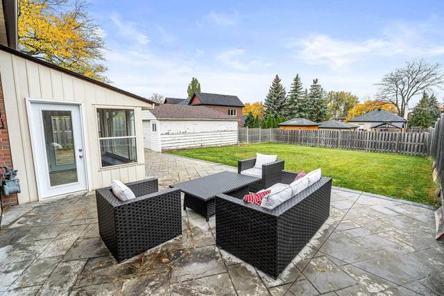 24 Flamingo Cres, House detached with 3 bedrooms, 2 bathrooms and 4 parking in Toronto ON | Image 26