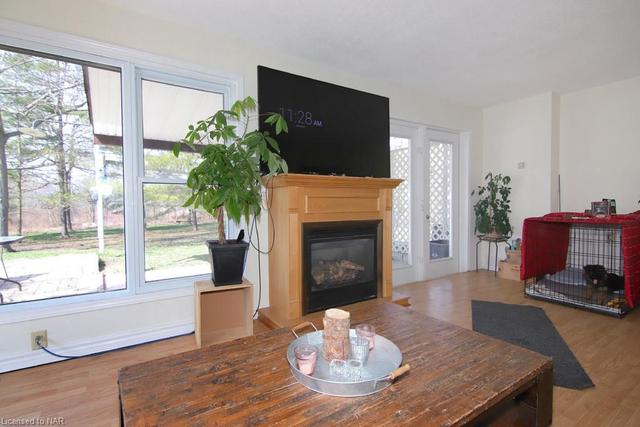 12001 King Road, House detached with 3 bedrooms, 2 bathrooms and 6 parking in Niagara Falls ON | Image 7