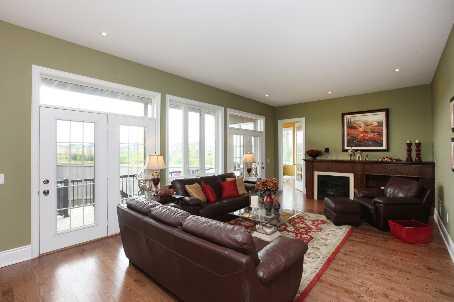 56 Riverglen St, House detached with 4 bedrooms, 5 bathrooms and 6 parking in Brampton ON | Image 6