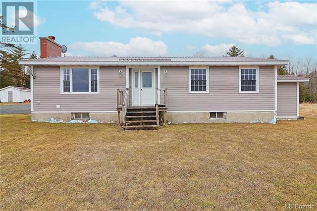 12 Norwood Road, House detached with 3 bedrooms, 1 bathrooms and null parking in Gagetown NB | Image 2