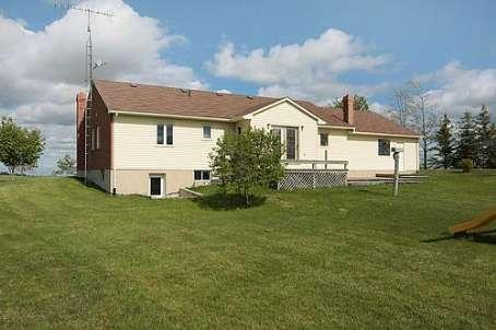 874552 Fifth Line, House detached with 3 bedrooms, 2 bathrooms and 4 parking in Mono ON | Image 2