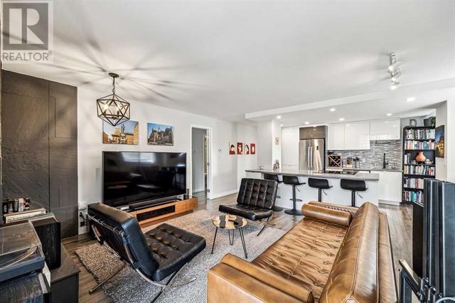 401, - 215 14 Avenue Sw, Condo with 2 bedrooms, 2 bathrooms and 1 parking in Calgary AB | Image 6