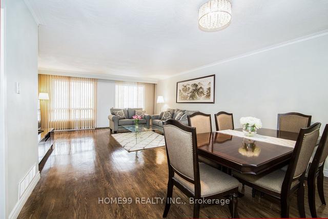 upper - 137 Pineway Blvd, House semidetached with 3 bedrooms, 1 bathrooms and 3 parking in Toronto ON | Image 3