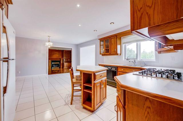 40 Prestige Dr, House detached with 3 bedrooms, 4 bathrooms and 6 parking in Hamilton ON | Image 5