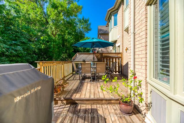 35 - 193 La Rose Ave, Townhouse with 2 bedrooms, 4 bathrooms and 2 parking in Toronto ON | Image 18