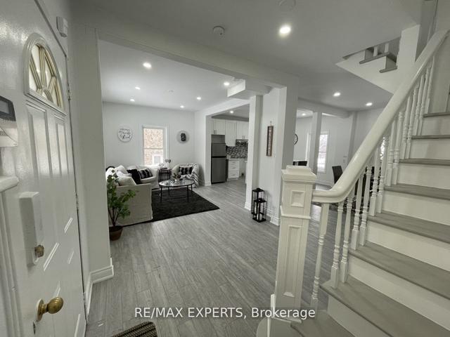lok1r0 - 509 Nottingham St, House detached with 3 bedrooms, 1 bathrooms and 2 parking in Tay ON | Image 3