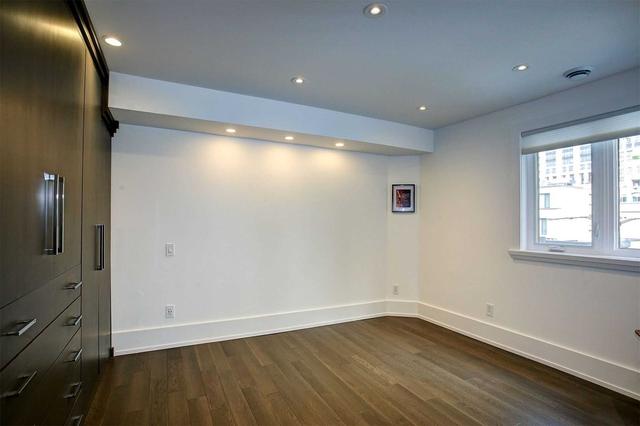 1b Lynwood Ave, House attached with 3 bedrooms, 4 bathrooms and 3 parking in Toronto ON | Image 14