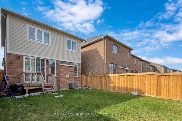 127 Westfield Dr, House detached with 3 bedrooms, 3 bathrooms and 2 parking in Whitby ON | Image 26