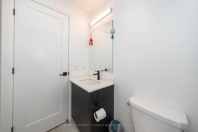 716 - 2369 Danforth Ave, Condo with 1 bedrooms, 2 bathrooms and 0 parking in Toronto ON | Image 16