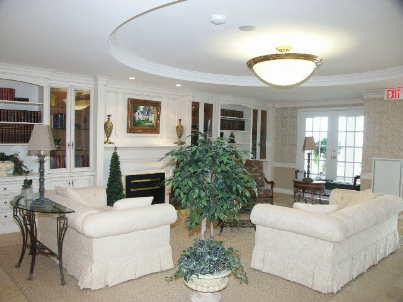 lph 3 - 60 Old Mill Rd, Condo with 2 bedrooms, 3 bathrooms and 2 parking in Oakville ON | Image 2
