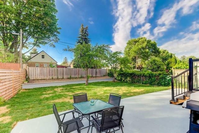 16 Shandara Cres, House detached with 4 bedrooms, 5 bathrooms and 4 parking in Toronto ON | Image 19