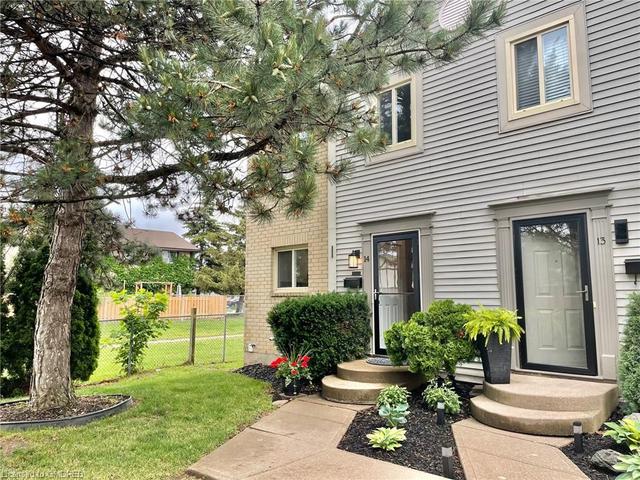14 - 65 Dorchester Boulevard, House attached with 3 bedrooms, 1 bathrooms and null parking in St. Catharines ON | Image 2