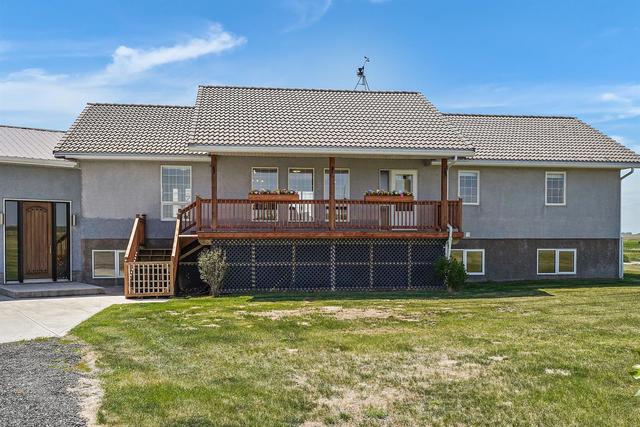 242053 Township Road 260, House detached with 5 bedrooms, 3 bathrooms and 15 parking in Wheatland County AB | Image 2