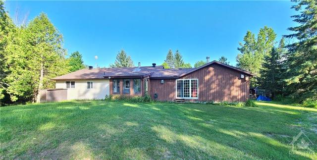 565 Craig Road, House detached with 4 bedrooms, 1 bathrooms and 8 parking in North Grenville ON | Image 27