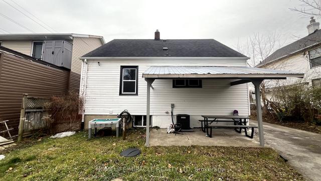 5659 Robinson St, House detached with 4 bedrooms, 3 bathrooms and 4 parking in Niagara Falls ON | Image 25