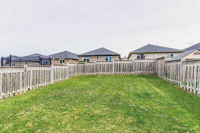 227 Three Wood Dr, House detached with 3 bedrooms, 4 bathrooms and 4 parking in Woodstock ON | Image 20