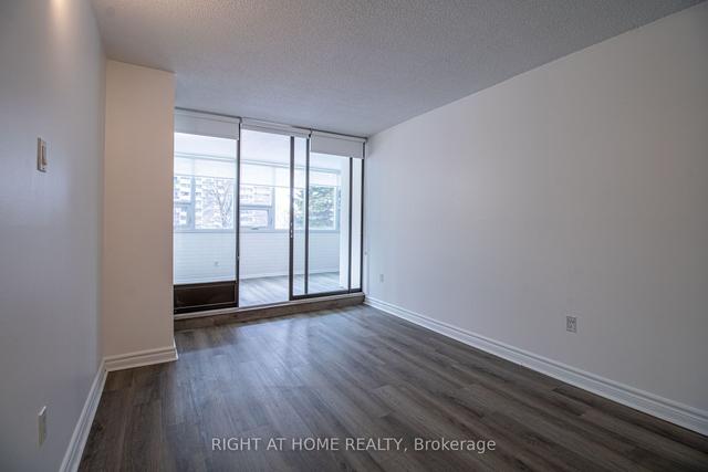 201 - 3303 Don Mills Rd, Condo with 2 bedrooms, 2 bathrooms and 1 parking in Toronto ON | Image 11
