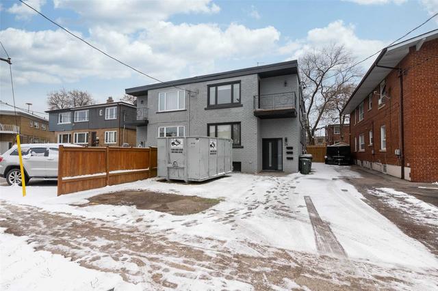 1 - 38 Penhurst Ave, House detached with 3 bedrooms, 1 bathrooms and 1 parking in Toronto ON | Image 12