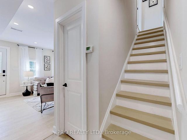 291 Harvie Ave, House semidetached with 2 bedrooms, 2 bathrooms and 2 parking in Toronto ON | Image 5