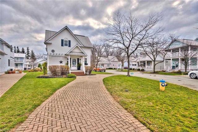 2 Lighthouse Pt, House detached with 1 bedrooms, 3 bathrooms and 4 parking in Fort Erie ON | Image 12