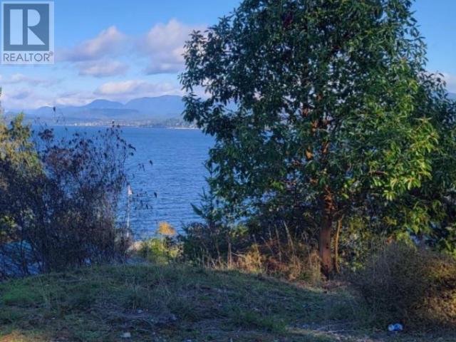 2466 Smelter Ave, House detached with 2 bedrooms, 1 bathrooms and null parking in Powell River D BC | Image 1