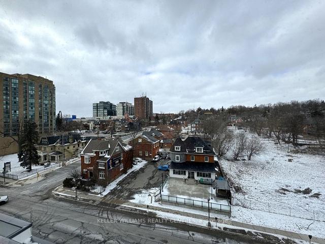 621 - 185 Dunlop St E, Condo with 2 bedrooms, 2 bathrooms and 1 parking in Barrie ON | Image 13
