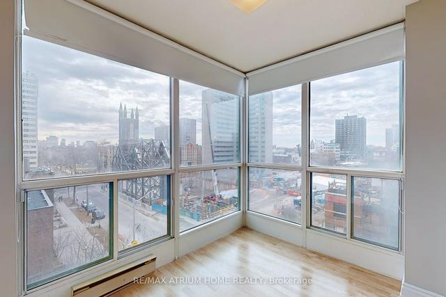 607 - 95 Prince Arthur Ave, Condo with 1 bedrooms, 1 bathrooms and 1 parking in Toronto ON | Image 2