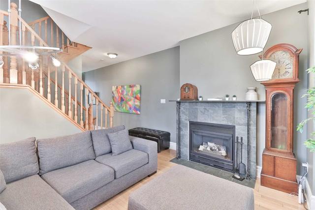 866 Pape Ave, House attached with 3 bedrooms, 4 bathrooms and 2 parking in Toronto ON | Image 33