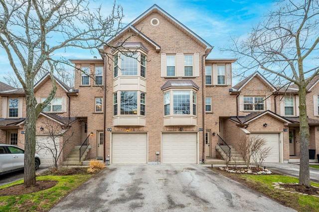 18 - 2272 Mowat Ave, Townhouse with 3 bedrooms, 4 bathrooms and 2 parking in Oakville ON | Card Image