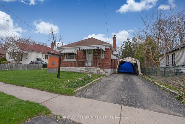 865 Grierson St, House detached with 2 bedrooms, 2 bathrooms and 3 parking in Oshawa ON | Image 12