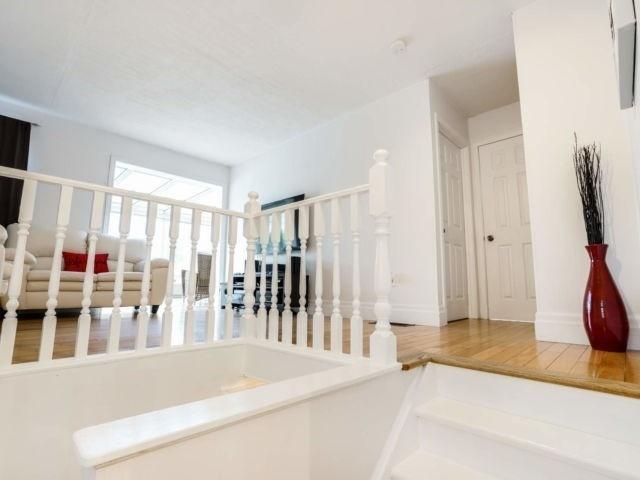 11 Sunset Blvd, House detached with 3 bedrooms, 2 bathrooms and 3 parking in Brampton ON | Image 5