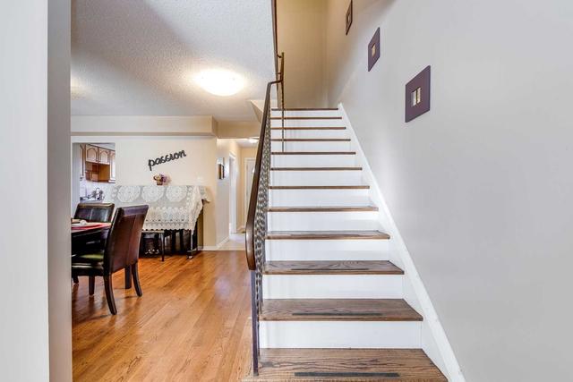 unit3 - 73 Old Burnhamthorpe Rd, Townhouse with 3 bedrooms, 2 bathrooms and 1 parking in Toronto ON | Image 10