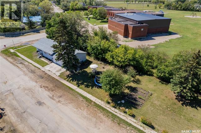 411 4th Street W, House detached with 3 bedrooms, 1 bathrooms and null parking in Allan SK | Image 28
