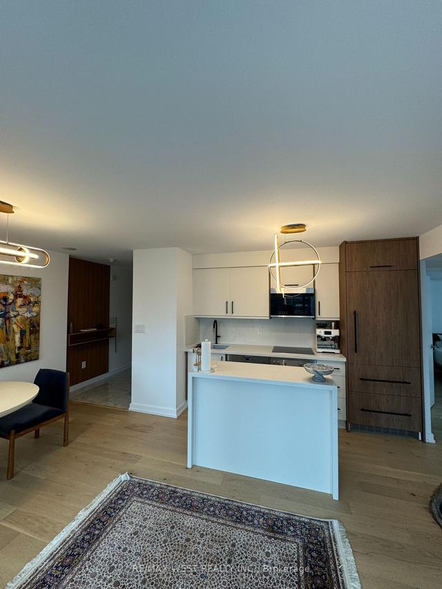 2103 - 15 Fort York Blvd, Condo with 2 bedrooms, 2 bathrooms and 1 parking in Toronto ON | Image 8