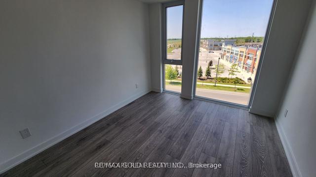 a515 - 3210 Dakota Common, Condo with 2 bedrooms, 2 bathrooms and 1 parking in Burlington ON | Image 2