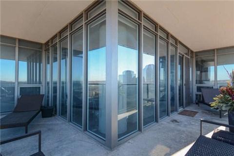 816 - 88 Park Lawn Rd, Condo with 2 bedrooms, 2 bathrooms and 1 parking in Toronto ON | Image 13