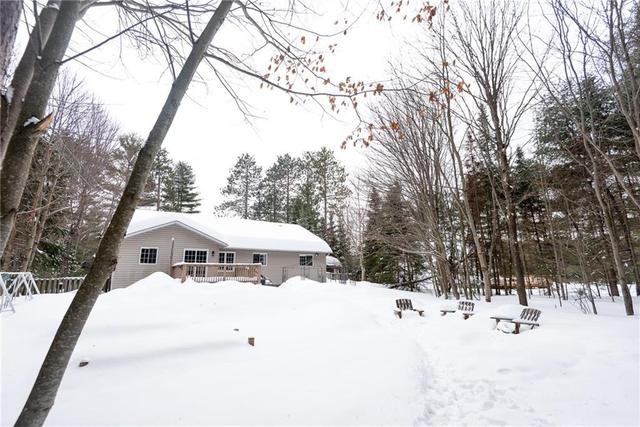 6 Steffen Street, House detached with 5 bedrooms, 3 bathrooms and 8 parking in Petawawa ON | Image 7